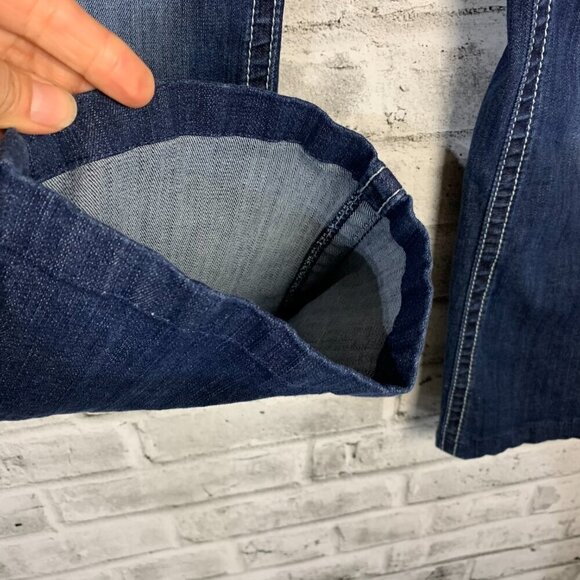 Ariat R.E.A.L. Denim Mid Rise Stretch Entwined Boot Cut Jean - Picture 9 of 12